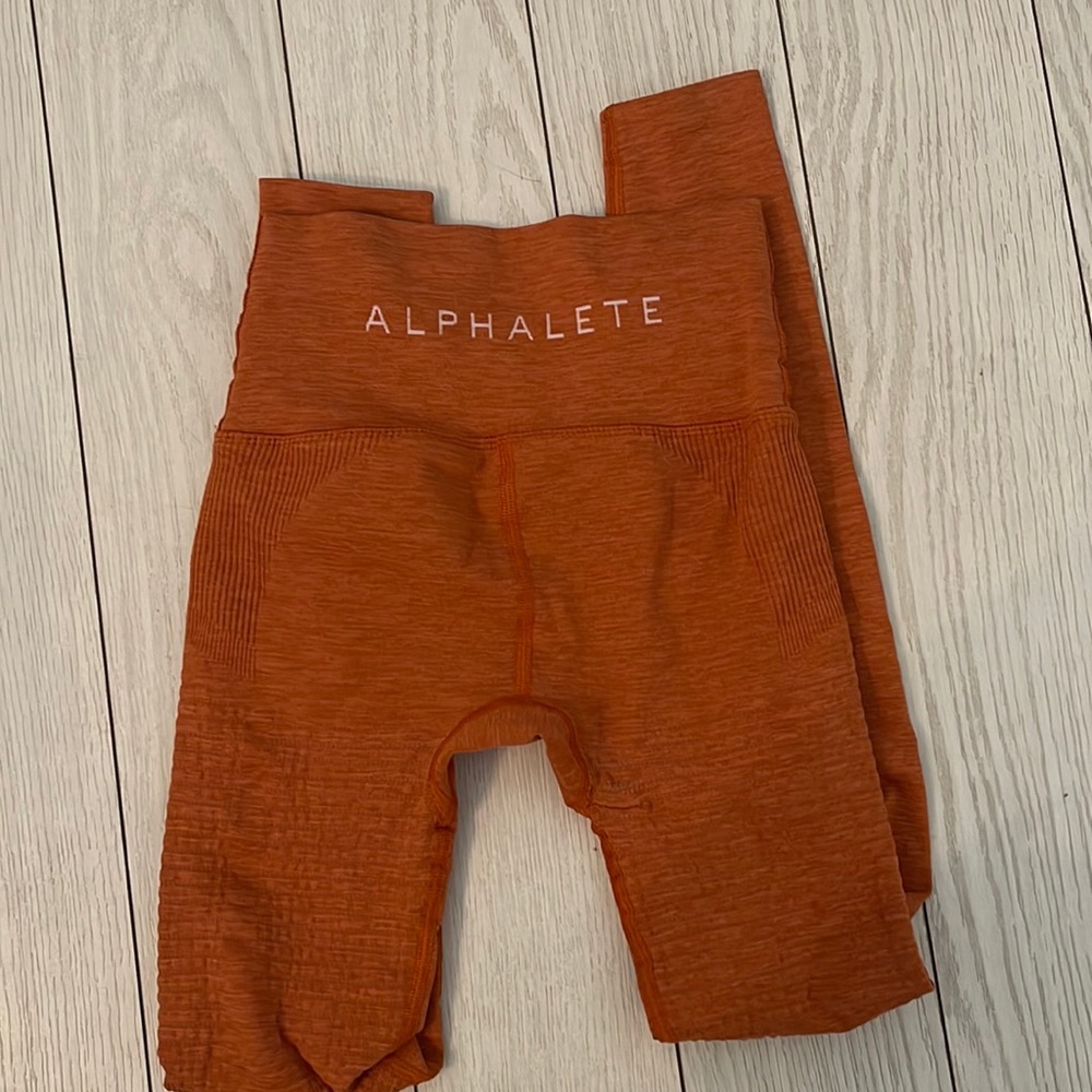 Alphalete leggings